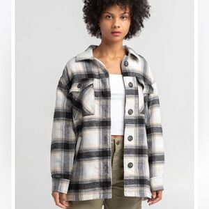 Plaid Shacket, perfect for fall, oversized, NWT